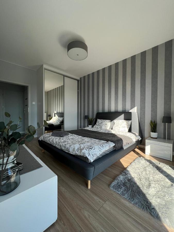 Wiatraczna 136 Apartman Varsó Kültér fotó
