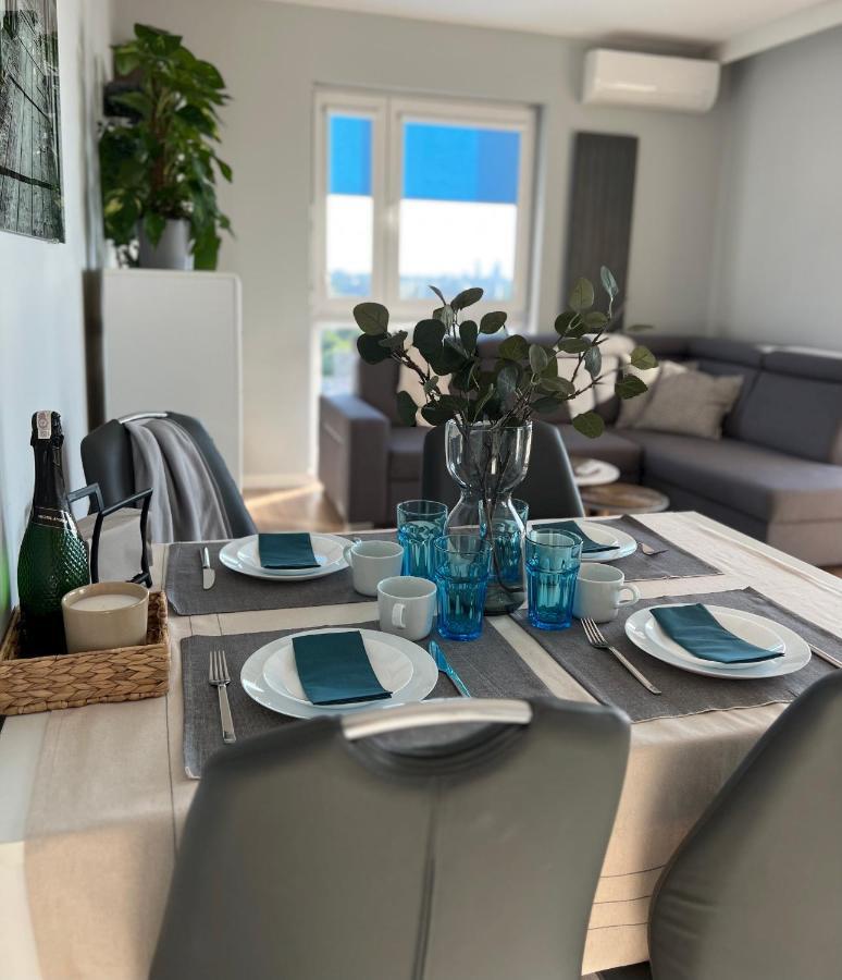 Wiatraczna 136 Apartman Varsó Kültér fotó